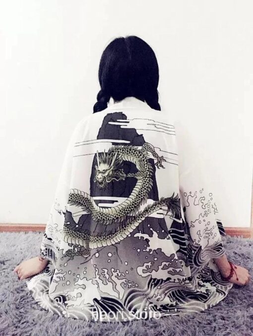 Rising Dragon Mountain Art White Haori Kimono 4